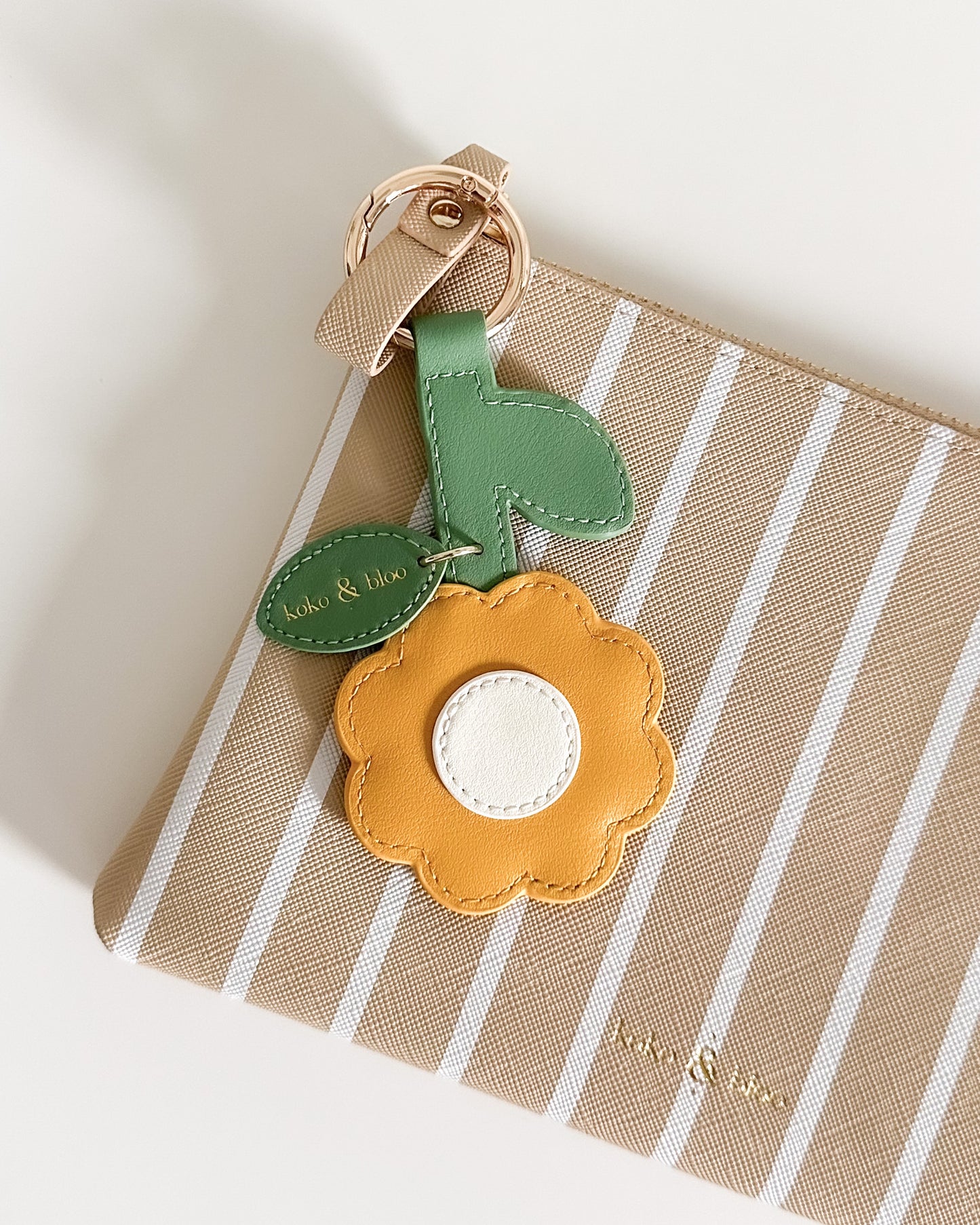 Striped Pouch - Oat Yellow