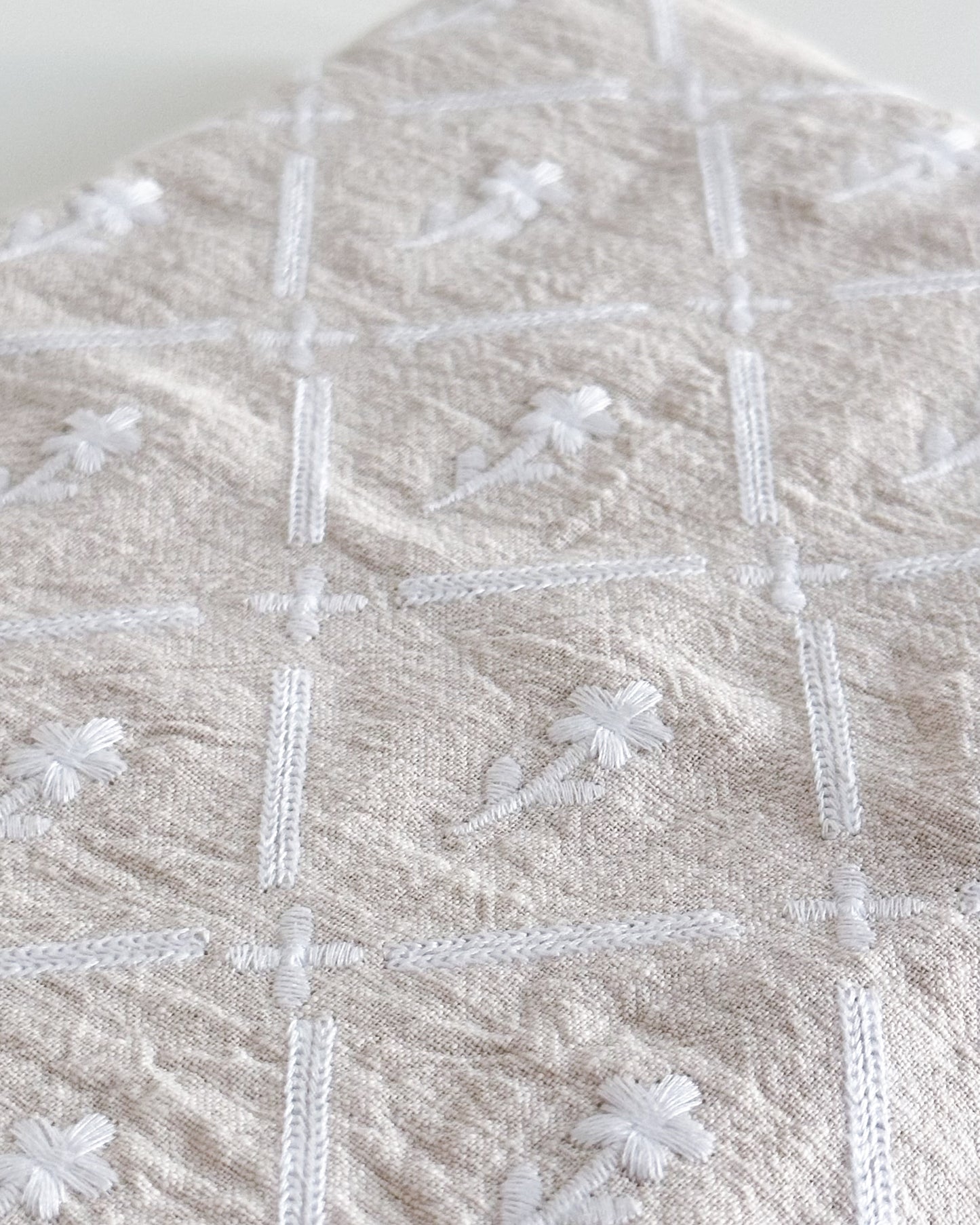 Linen Pouch - White Florals