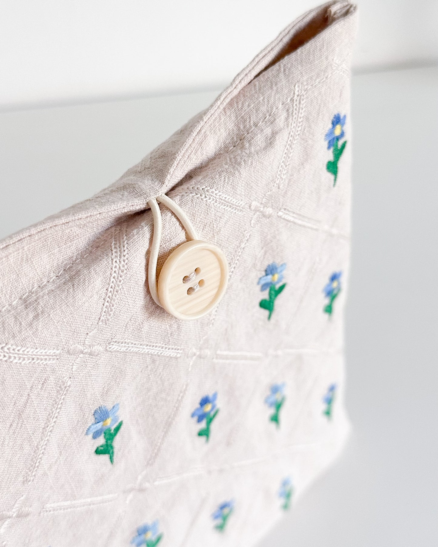 Linen Pouch - Bloo Florals