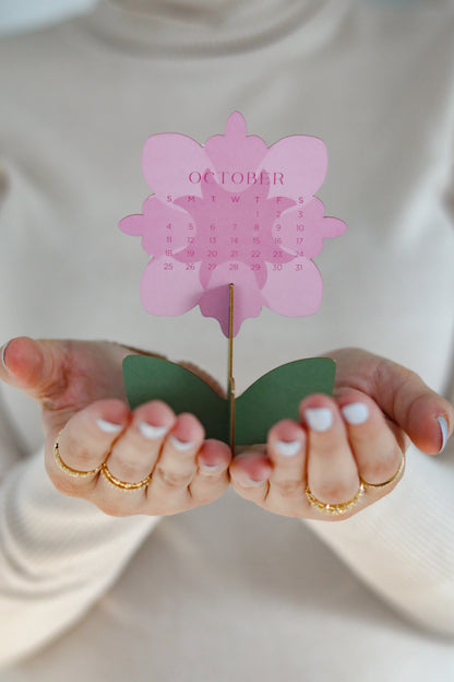 2026 Floral Desk Calendar