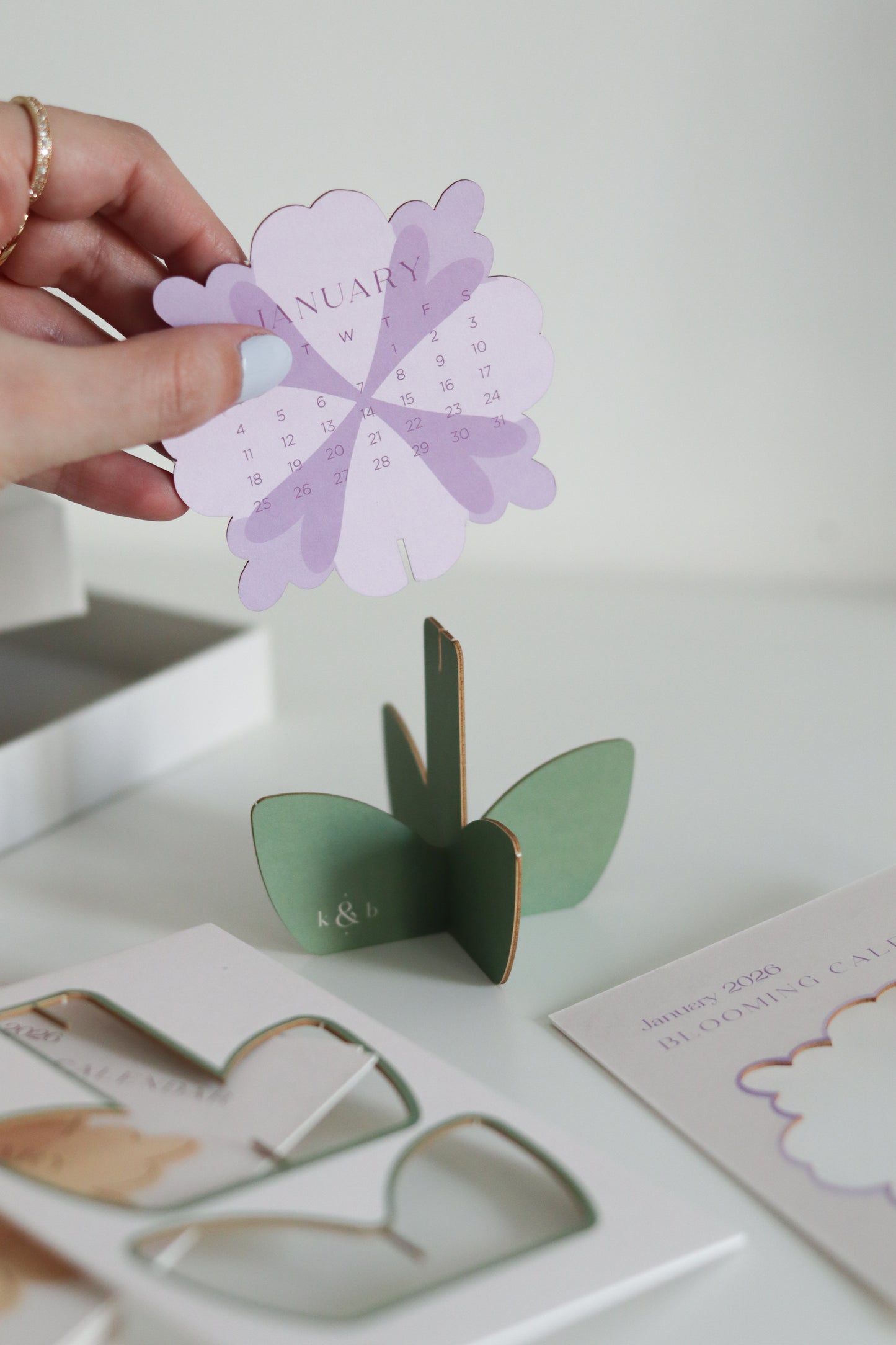 2026 Floral Desk Calendar