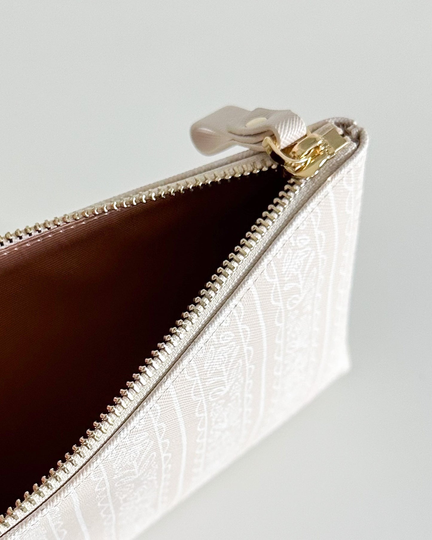 White Lace Pouch
