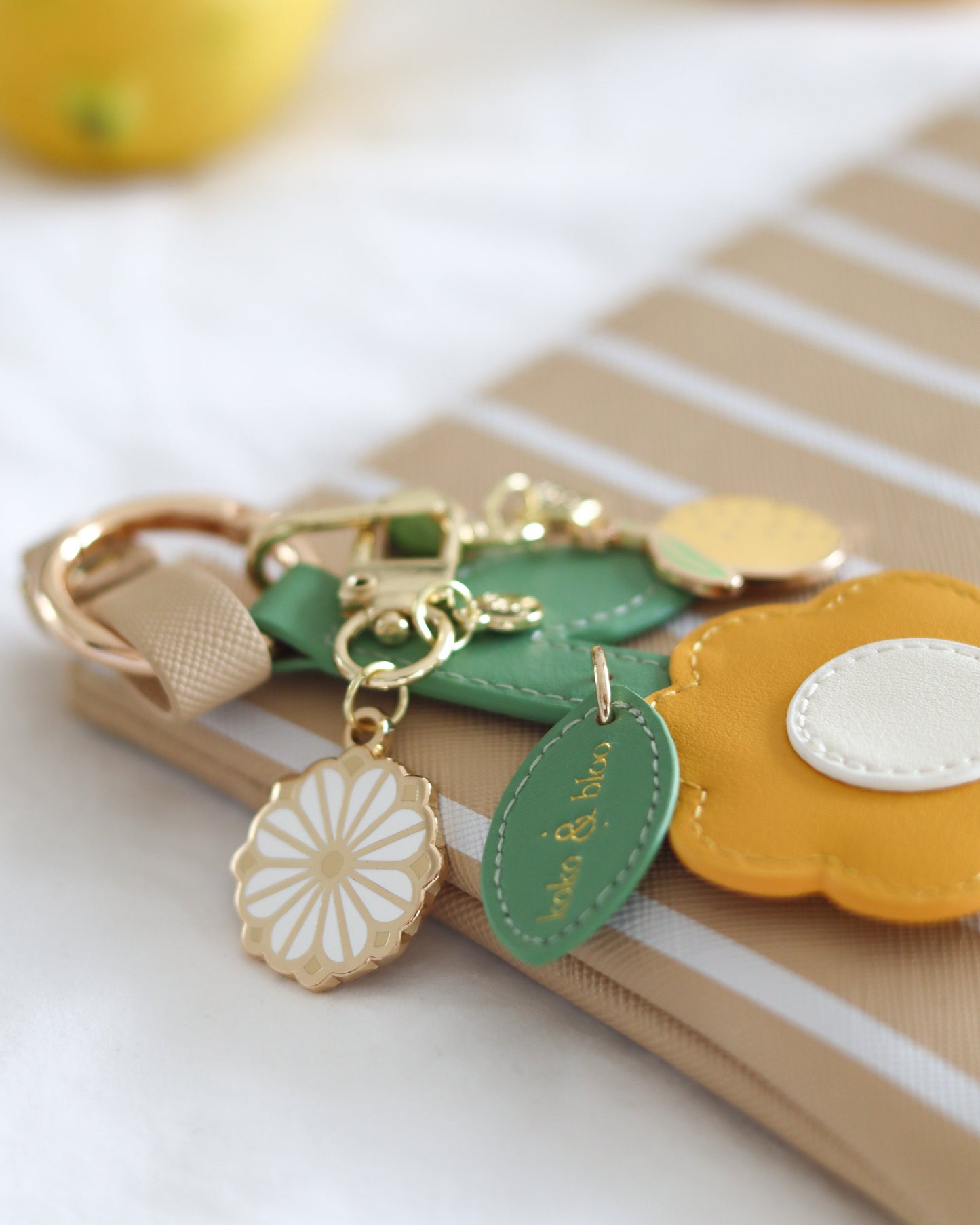 Bloom Charm - Honeydrop Yellow