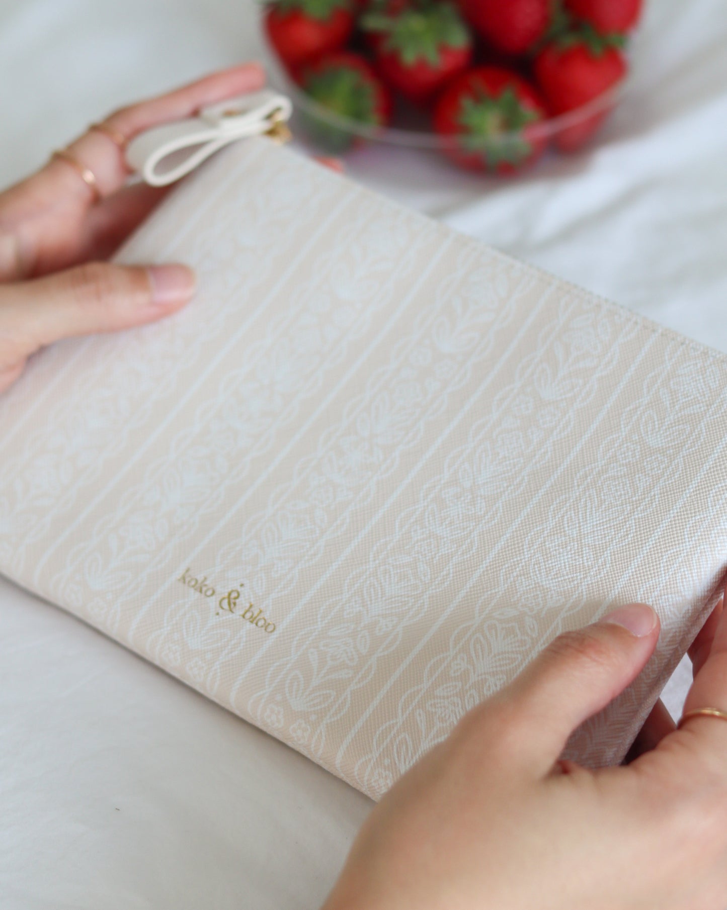 White Lace Pouch